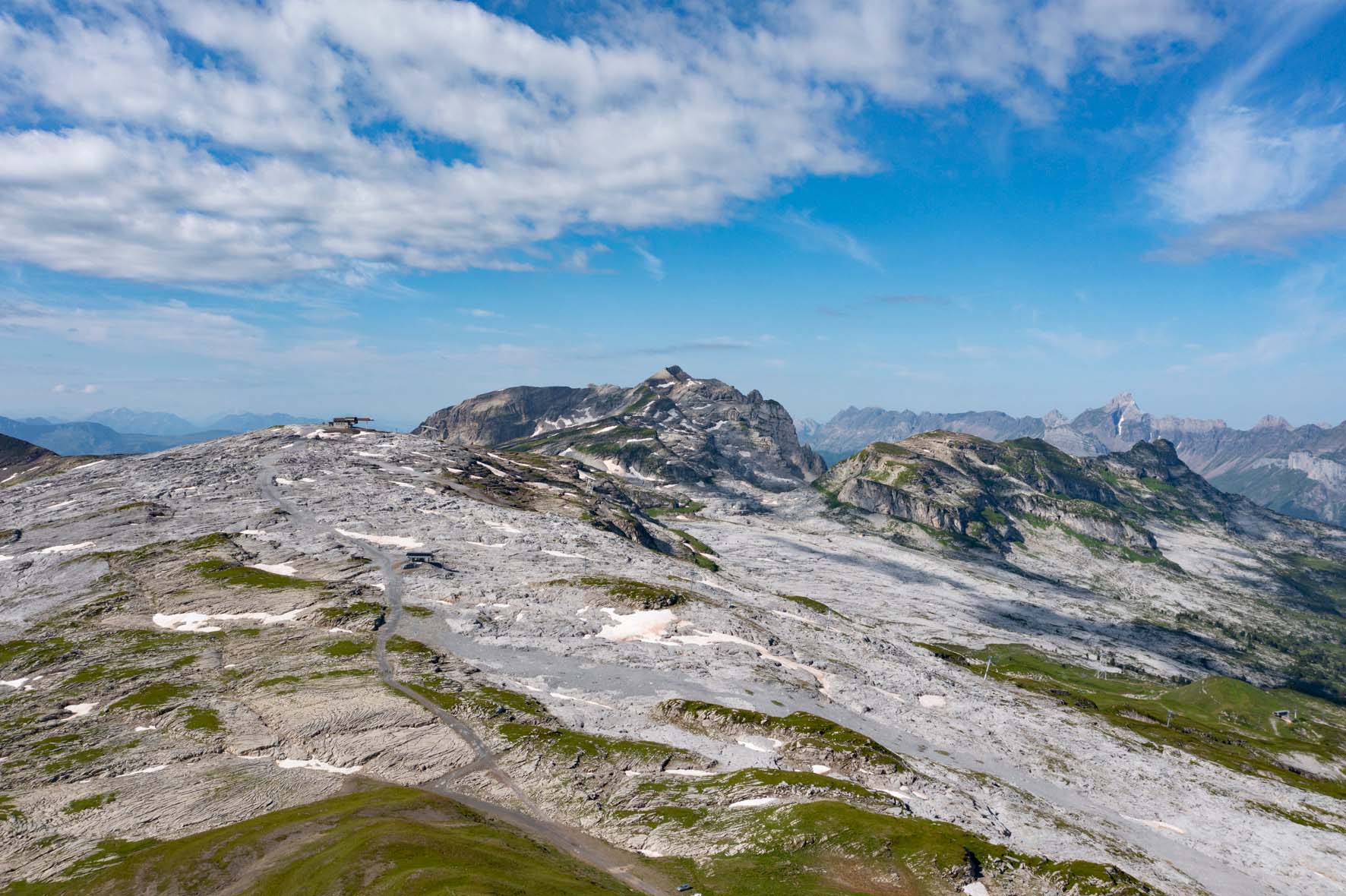 Désert de Platé et ses Lapiaz vue en drone