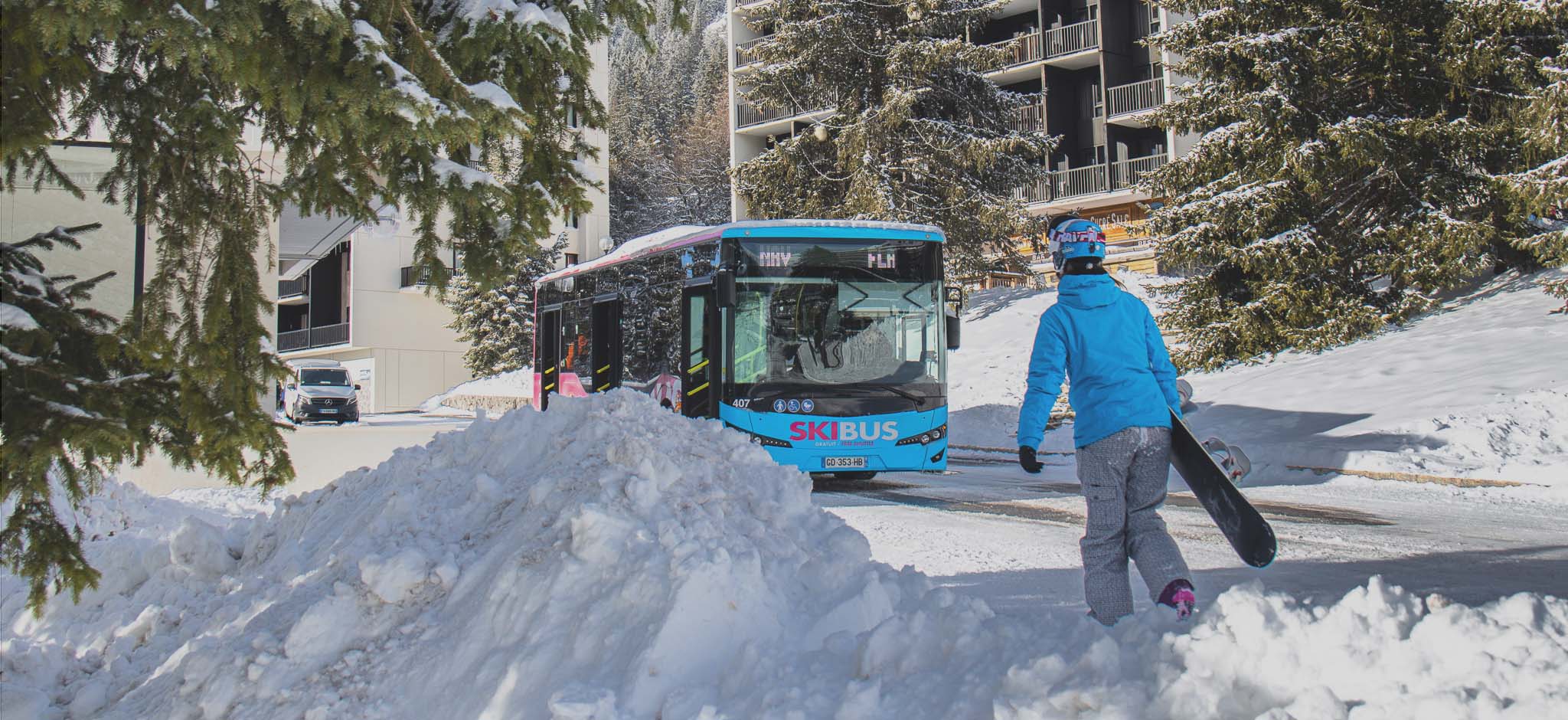 Flaine-Votre-Sejour-Parkings-Navettes-H1-Hiver-OT-Flaine-Candice-Genard-Recadre-Avec-Filtre